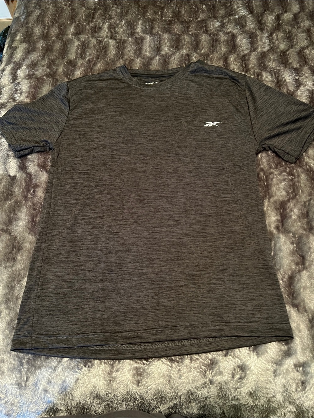 Mens Reebok Dark Charcoal Heather Performance Tee, size Medium